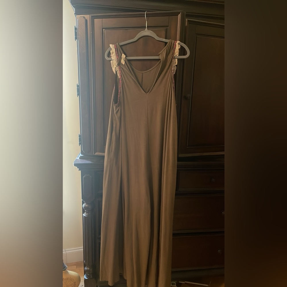 Natural life jumpsuit